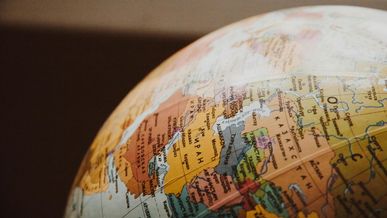 La Franchise à l'International : Opportunités, Défis et Stratégies de Réussite