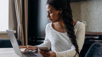 Centralisez et sécurisez vos paiements mobile money, cash et virements en Côte d’Ivoire avec Taarih